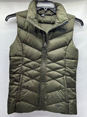 The North Face Womens 550-Down Insulated Olive Puffer Vest With Zipper Pockets